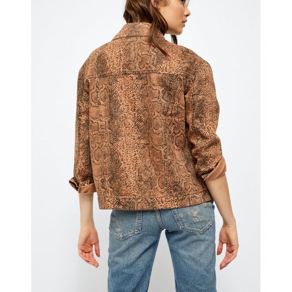 NWT FREE PEOPLE Brown Snake Trucker Jacket - Size XL - Picture 2 of 8